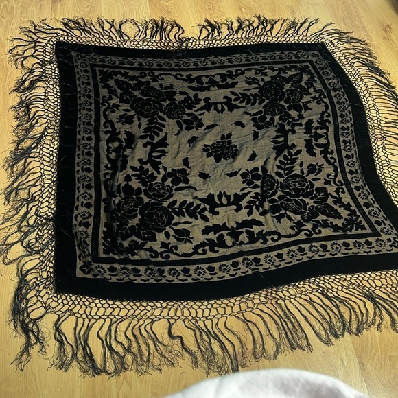 Large 55” Square Black Velvet and Sheer Silk Hand Tied Tassels Piano Shawl Wrap - Picture 5 of 5